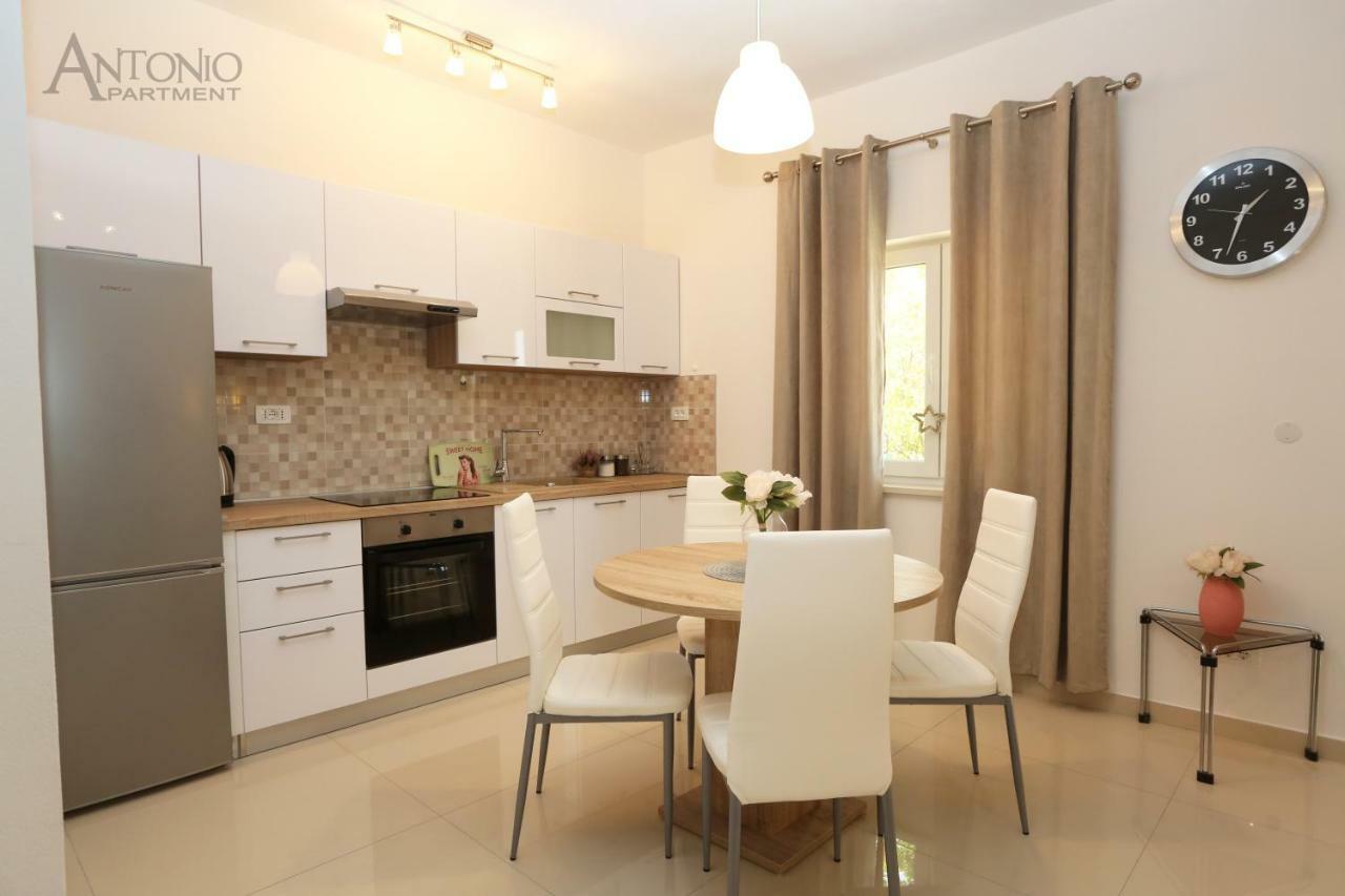Ferienwohnung Antonio Šibenik Exterior foto