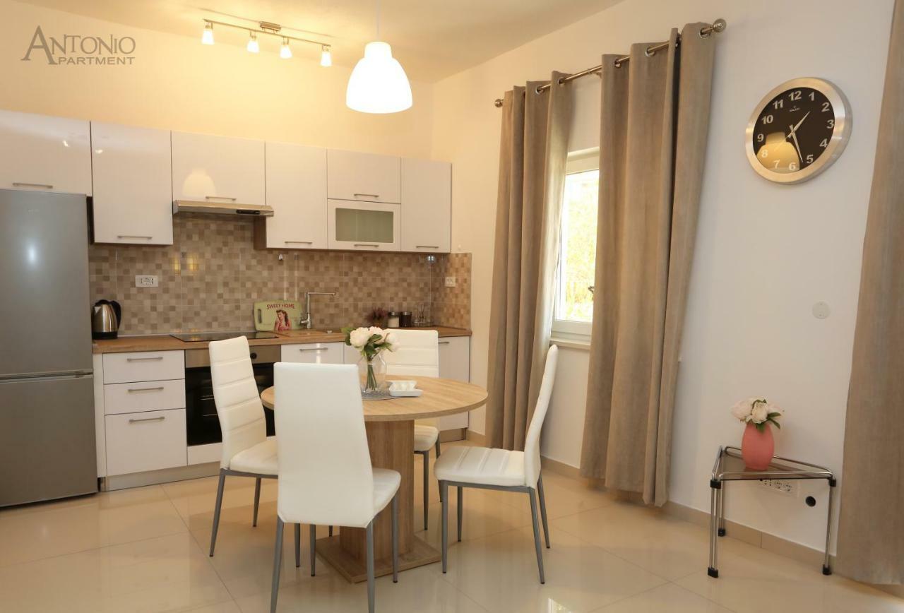 Ferienwohnung Antonio Šibenik Exterior foto
